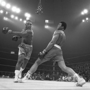 Read more about the article Essential Tips for Boxing Beginners: A Guide to Starting Your Boxing Journey